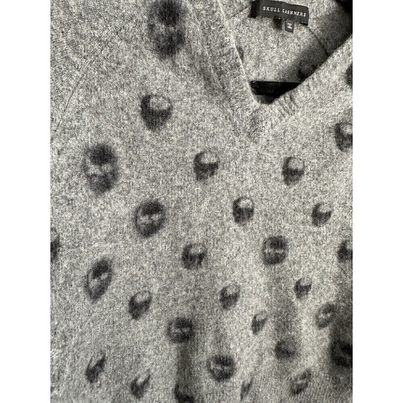 Skull Cashmere Sweater Womens Possible Size Small Long Sleeve Grey Goth Grunge - Picture 6 of 6